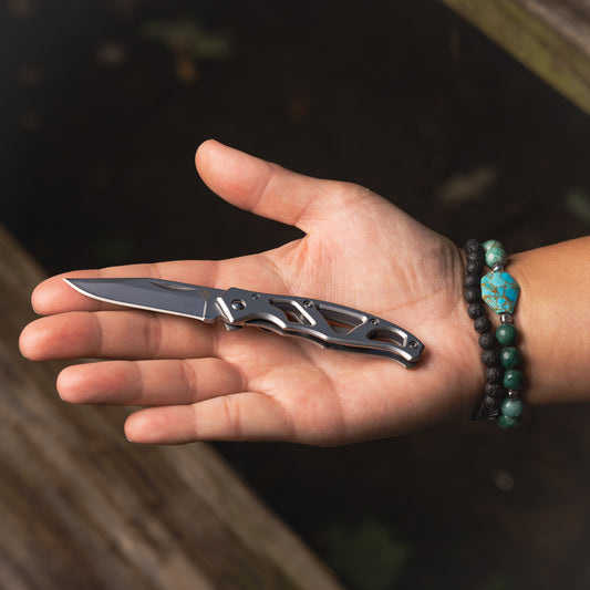 Our Founder's Latest Go-To Pocket Knife: Learn Why She Loves the Gerber Paraframe Mini